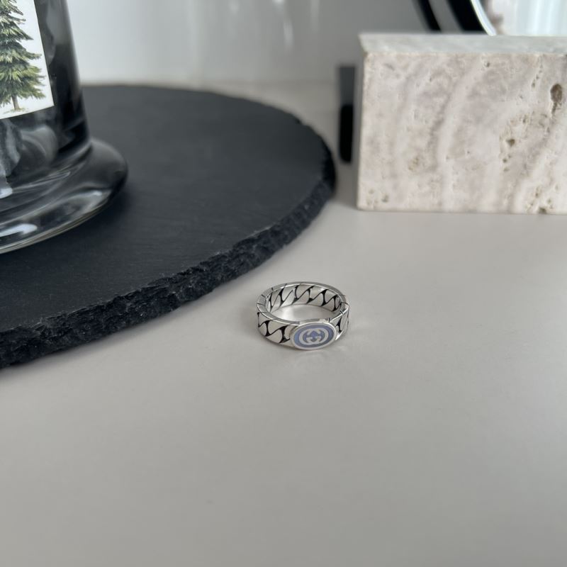 G*u*i rings
